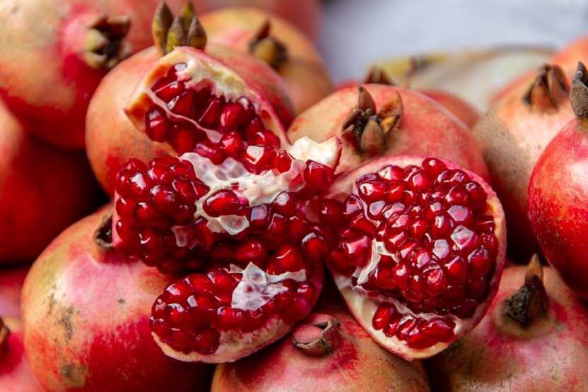 Ученые назвали фрукт, который способен убить COVID-19 и герпес