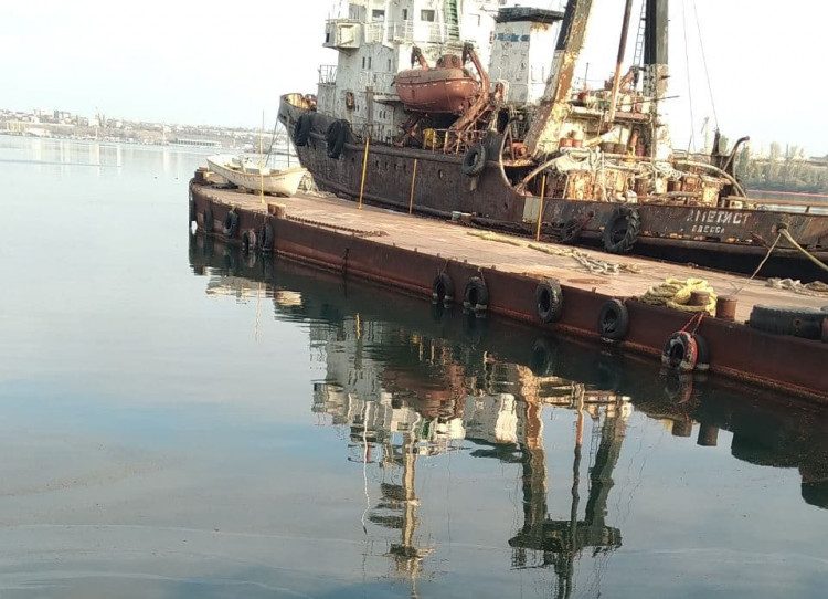 Стали известны скандальные подробности аварии судна под Одессой