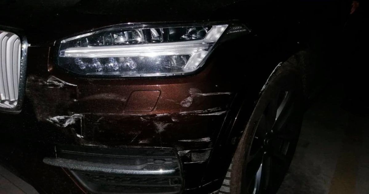 В Киеве пьяный водитель совершил ДТП и пытался скрыться в паркинге