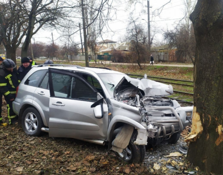 В ДТП в Одессе погиб водитель внедорожника