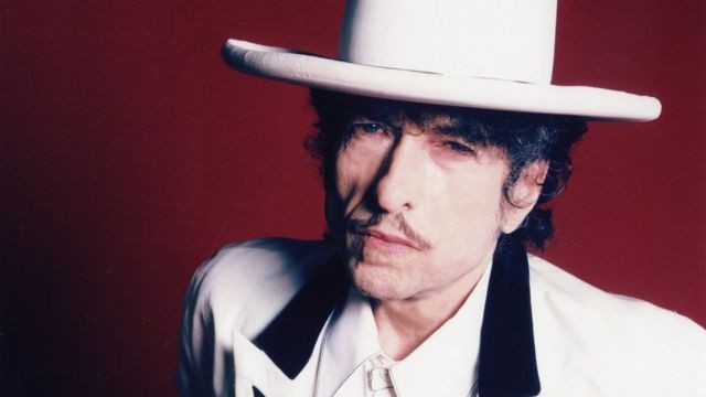 Легендарный Боб Дилан продал права на все свои песни