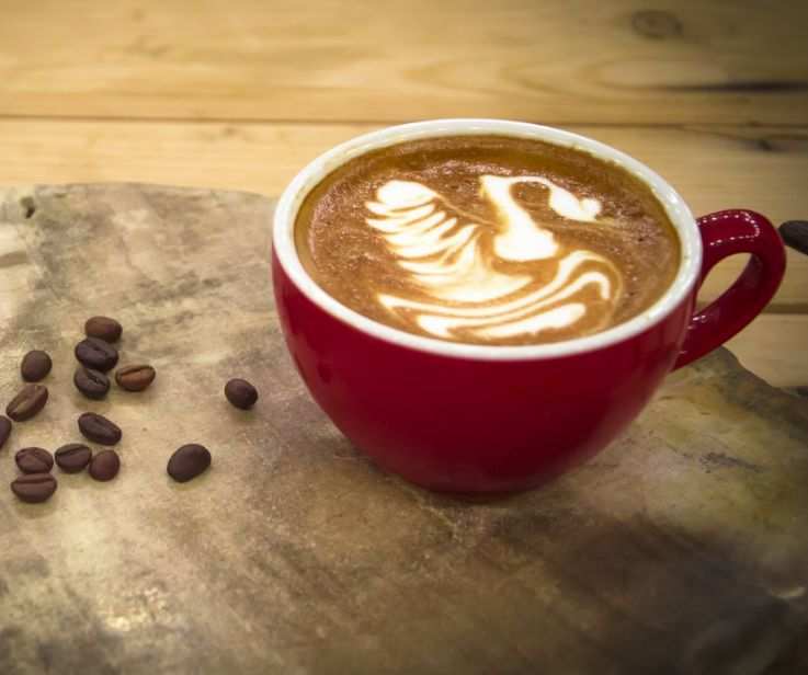 Медики рассказали о вреде добавок к кофе