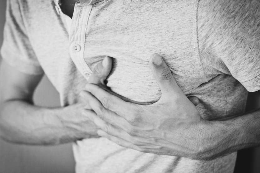 Врачи назвали главный симптом проблем с сердцем