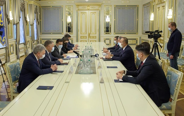 Зеленский провел встречу с турецкими министрами