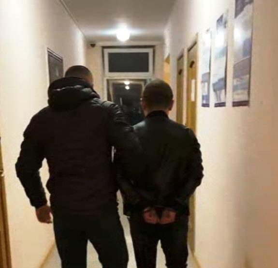 В Одессе выпущенный под домашний арест иностранец ограбил трех человек