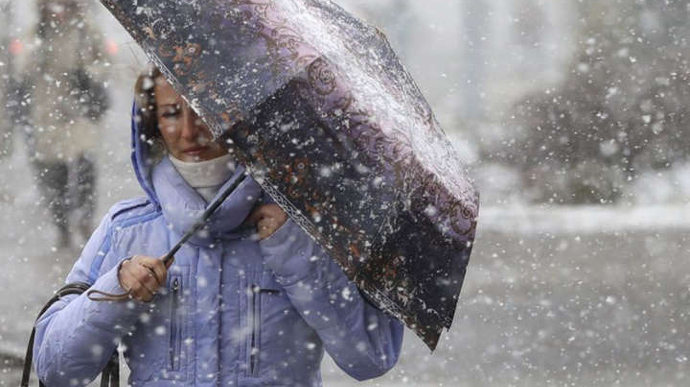 Синоптик: 14 декабря циклон принесет в Украину дождь и мокрый снег
