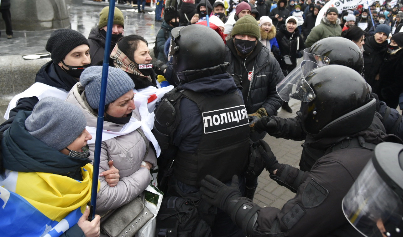 Акции протеста &#171;ФОПовцев&#187;: палатки и столкновения с правоохранителями