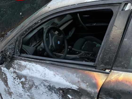 На Подоле в Киеве сгорел BMW