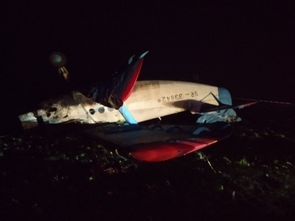 В Тернопольской области рухнул легкомоторный самолет