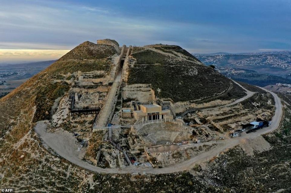 В Израиле откроют для посетителей загадочный дворец царя Ирода