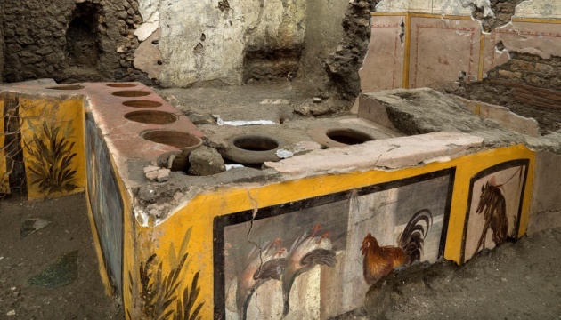 В Помпеях обнаружили киоск фаст-фуда с остатками еды