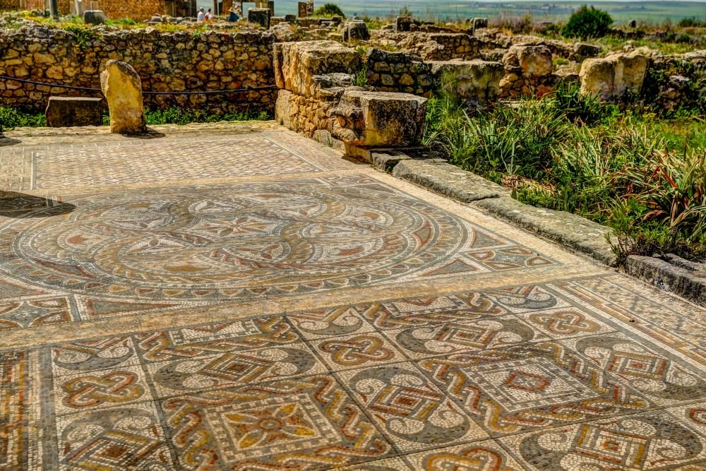 Археологи обнаружили в английском графстве древнюю мозаику, которой около 500 лет
