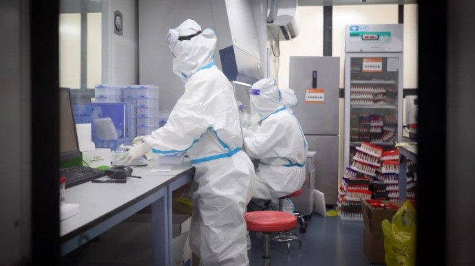 В Великобритании обнаружили два новых штамма коронавируса