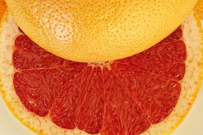 Медик рассказала об опасности грейпфрута при борьбе с коронавирусом