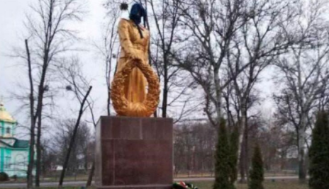 В двух областях Украины вандалы осквернили памятники