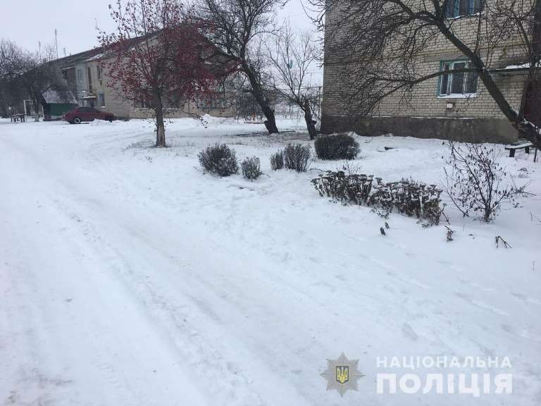 Жителя села на Харьковщине ограбили прямо на улице