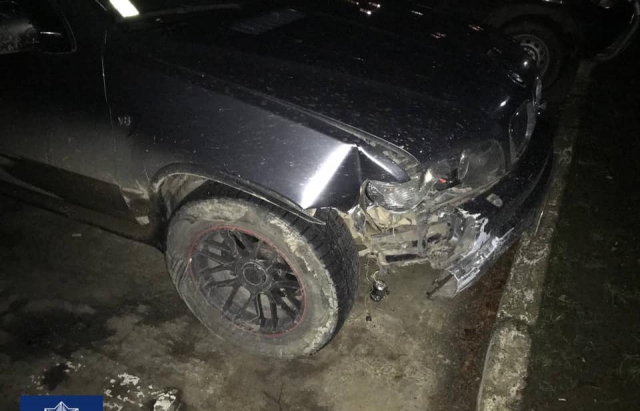 В Ужгороде пьяный водитель BMW повредил чужое Alfa Romeo