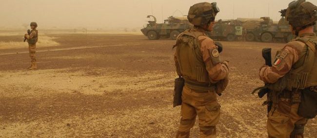 В Мали подорвали французский БТР, погибли солдаты