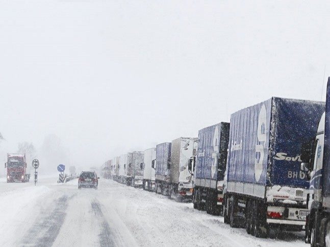 На украинской границе в сторону Польши образовалась очередь из грузовиков &#8212; ГПСУ