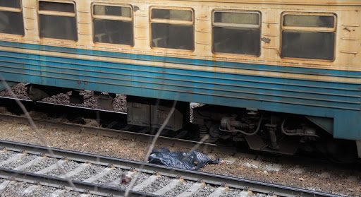 На Днепропетровщине поезд отрезал голову мужчине &#8212; СМИ