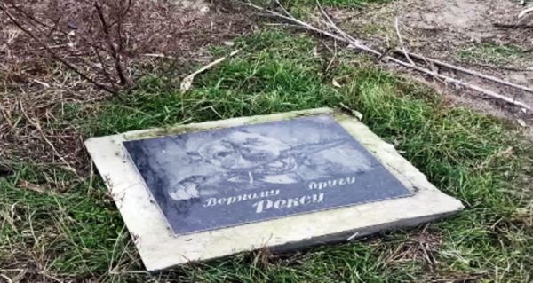 В Херсоне уничтожают кладбище