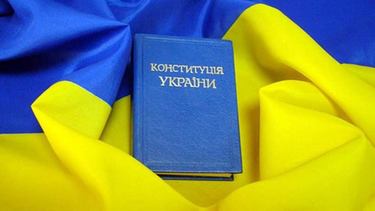 Р. Бортник: «Запретив оппозиционные СМИ, власть растоптала Конституцию»