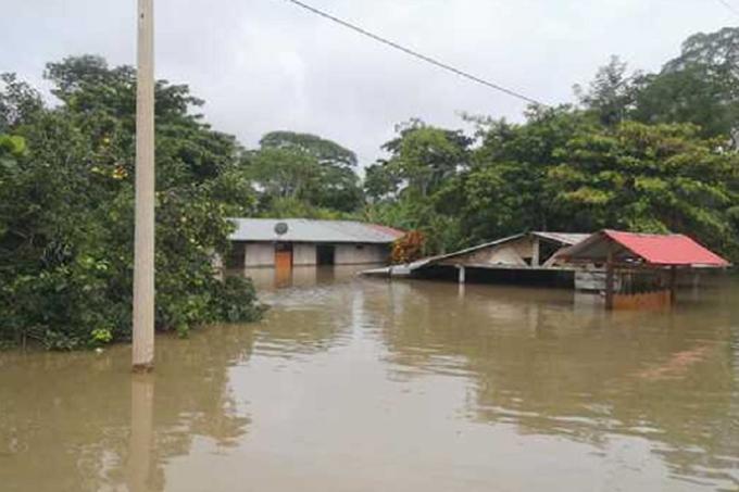 &#171;Чрезвычайное положение в Перу&#187;: наводнение повредило тысячи домов