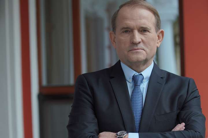 «Наезд» Зеленского на телеканалы – это показатель не силы, а бессилия в борьбе с ОПЗЖ Медведчука, – Кутуев