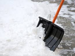 Когда мэры убирают снег лопатой &#8212; это дешевый пиар &#8212; эксперт