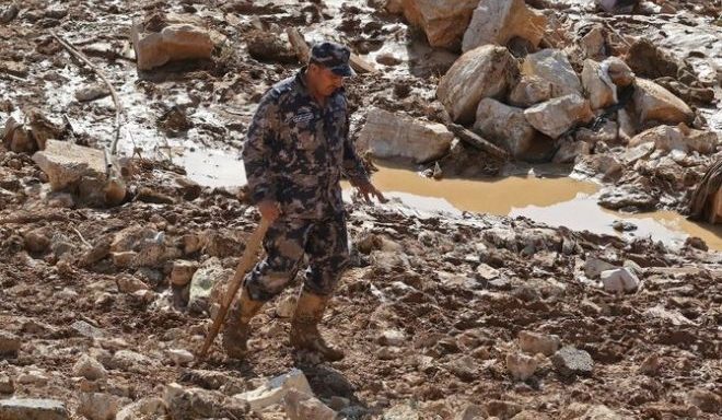 Из-за внезапных наводнений в Иордании погибли три человека
