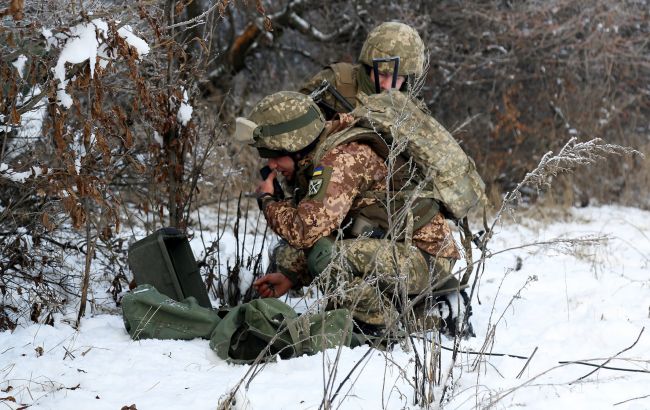 Сутки в ООС: четыре обстрела, один погибший