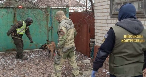 На Луганщине полиция обнаружила схрон с оружием