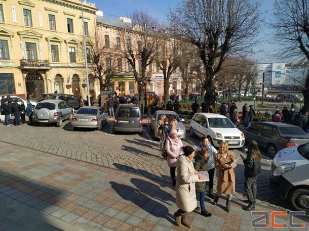 В Черновцах протестуют против карантина