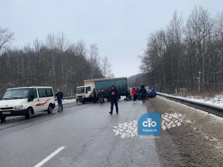 ДТП под Харьковом: у грузовика отказали тормоза