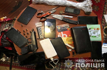 На Киевщине задержали вооруженную группировку