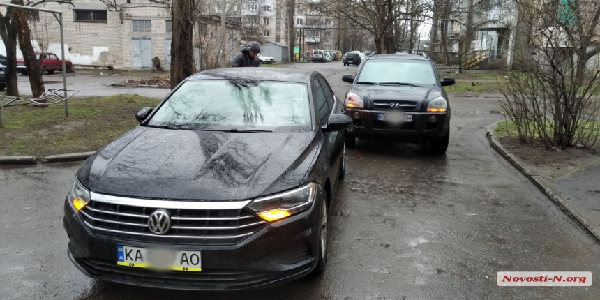 В Николаеве столкнулись Volkswagen и Hyundai