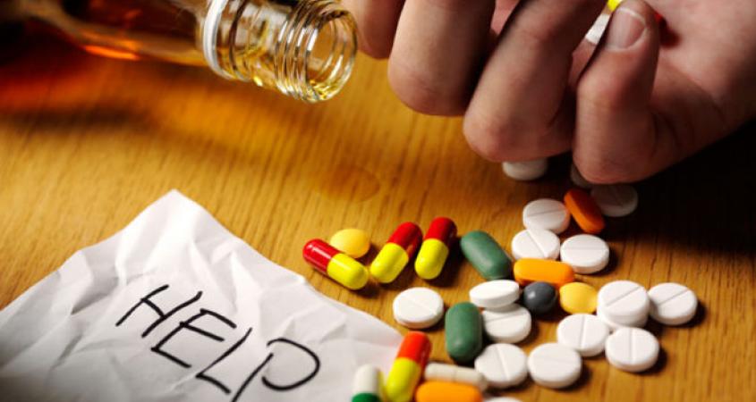 В Мелитополе десятиклассник наглотался таблеток и запил их алкоголем