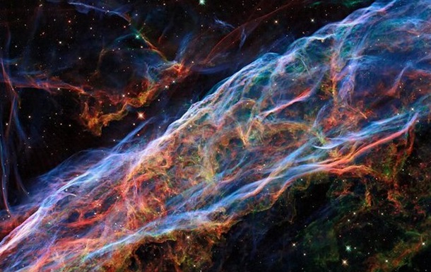 Телескоп Hubble запечатлел туманность в созвездии Лебедя