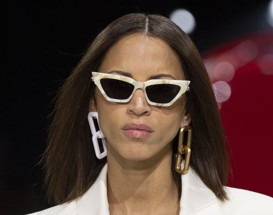 Стилисты показали модные солнцезащитные очки на весну