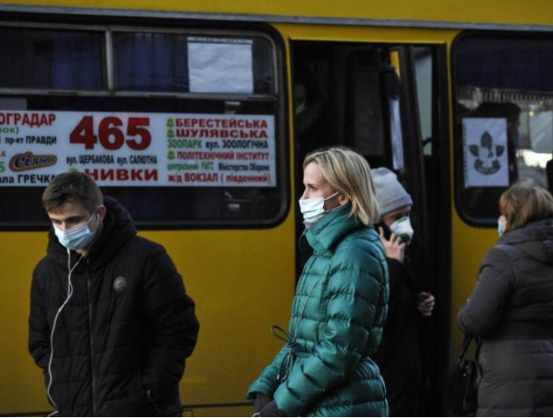 Украина стала третьей по смертности от коронавируса среди стран Европы
