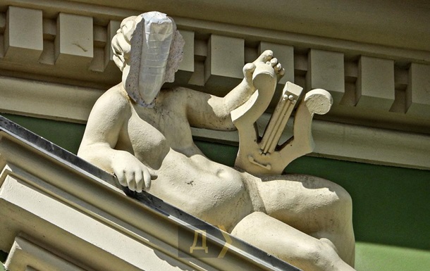 Одесситы ужаснулись от вида отреставрированной скульптуры