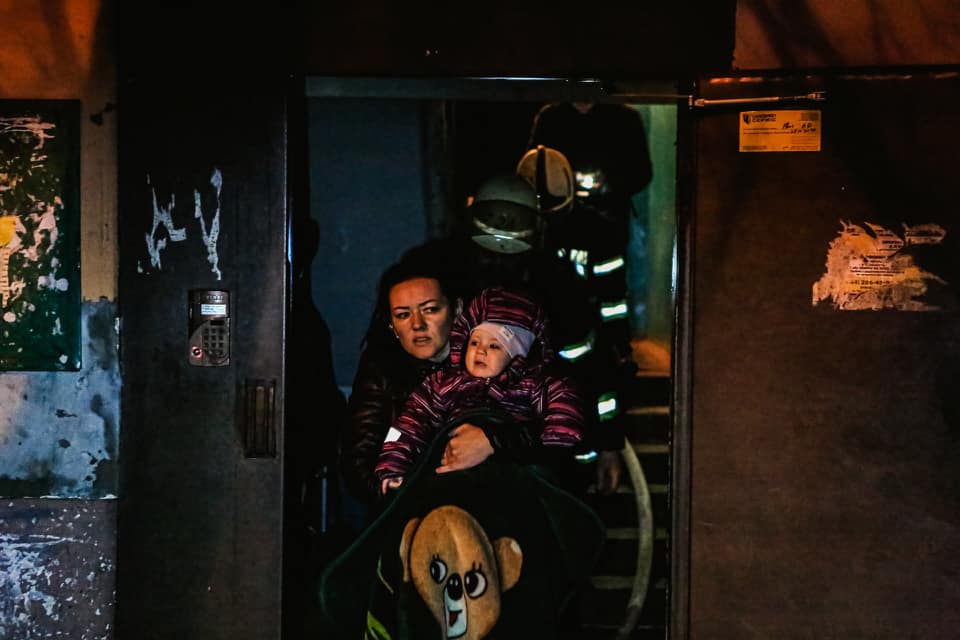 В Дарницком районе Киева ночью горела квартира