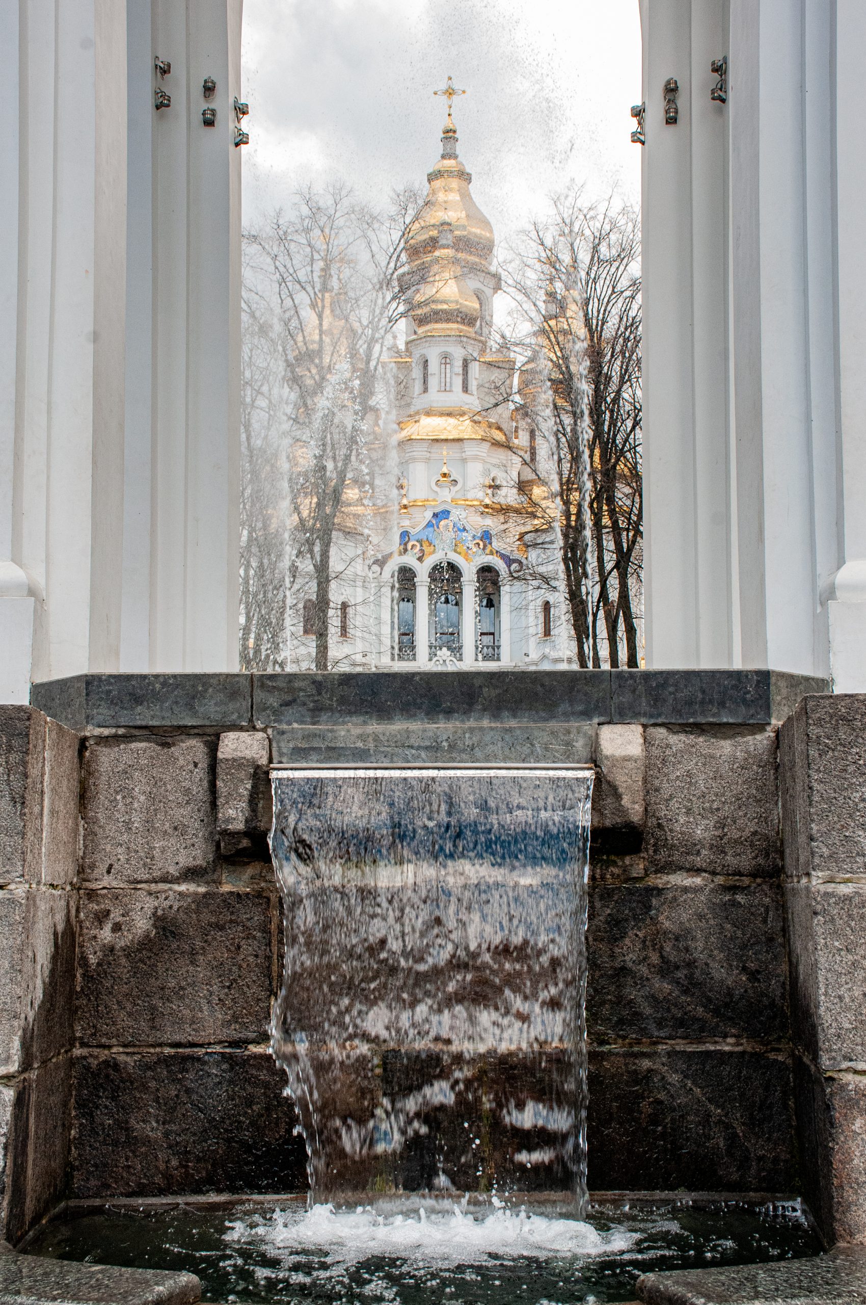 В Харькове запустили фонтаны