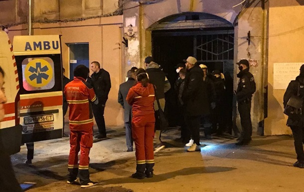 В Одессе — взрыв газа в доме: спасены 2 человека