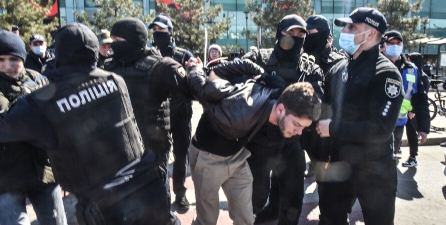 В Одессе задержали протестующих против «тарифного геноцида»