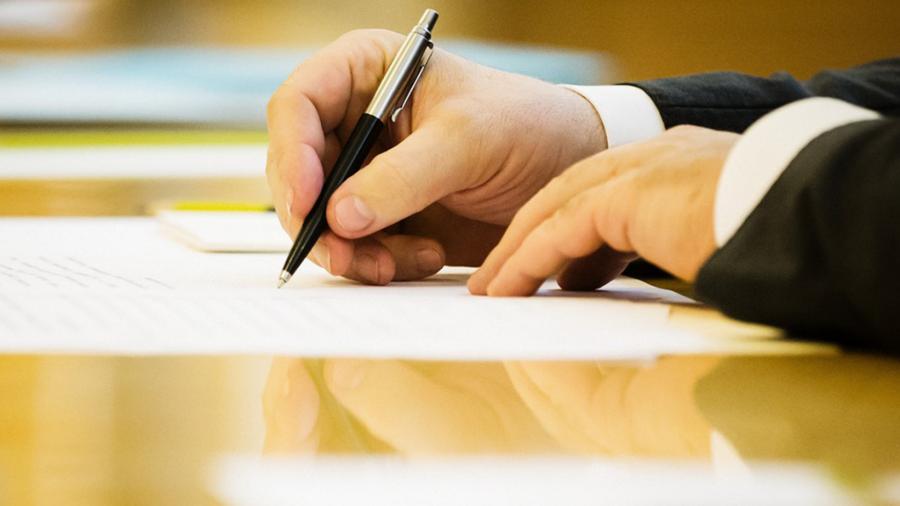 Президент утвердил санкции против 10 «топ-контрабандистов»