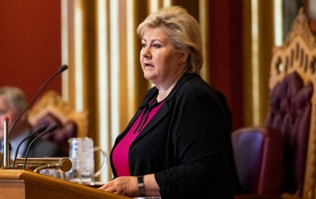 Премьера Норвегии оштрафовали за нарушение карантина
