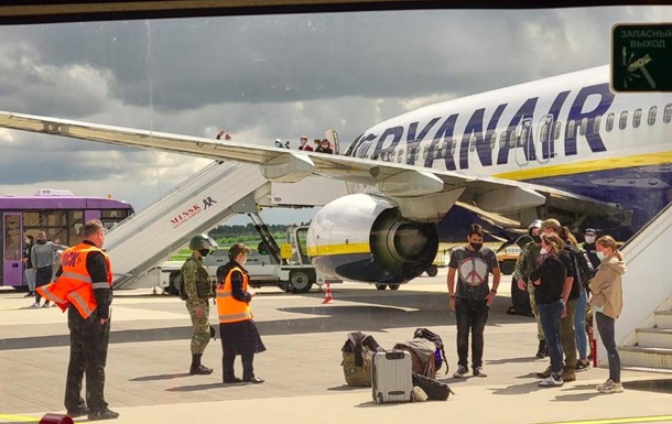 На саммите ЕС осудят внештатную посадку самолета Ryanair в Минске