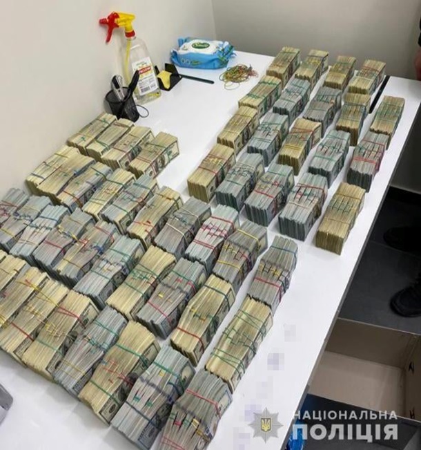 У «воров в законе» нашли миллионы долларов &#8212; полиция
