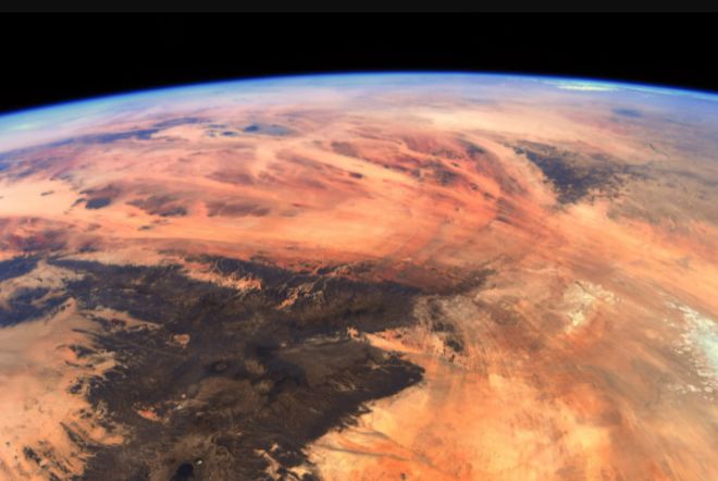 Астронавты запечатлели «марсианскую» сторону Земли (ФОТО)